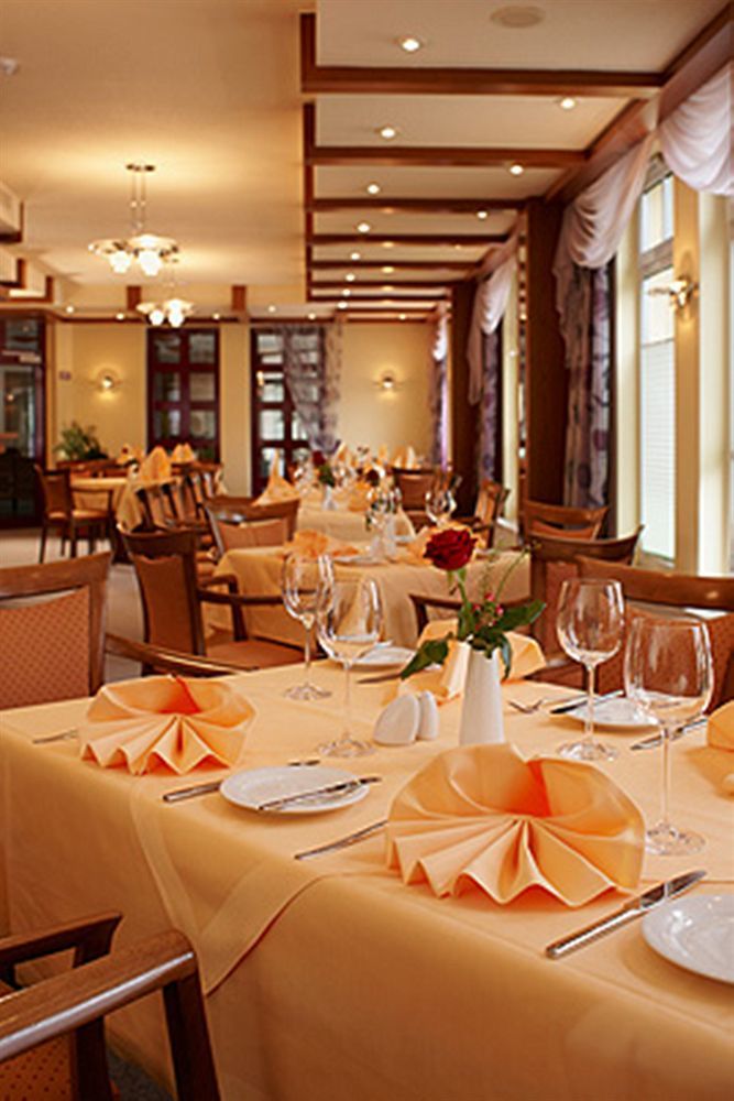 Parkhotel Neustadt Neustadt in Sachsen Esterno foto